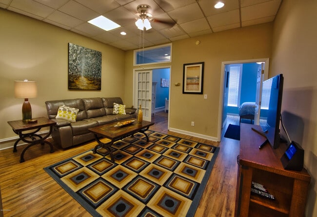 Photo - 30 N Front St Unidad 30 North Front St APT-2