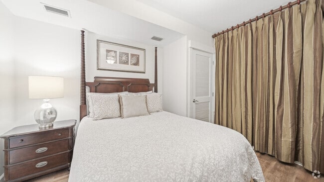 Building Photo - 11800 Front Beach Rd Unit ID1056200P Rental