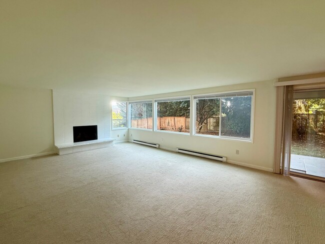 Photo - GOEL GUPTA Unit 2225