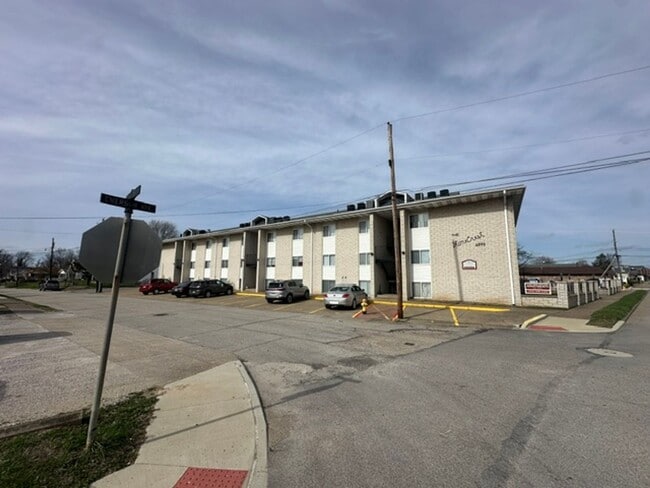 Photo - 2801 Emerson Avenue