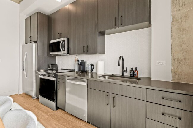 Photo - 605 N 12th St Unidad ID1313943P