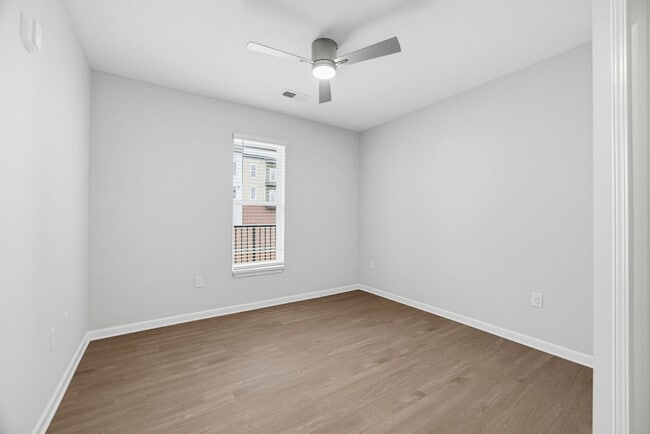 Photo - Metropolitan Place Apartments