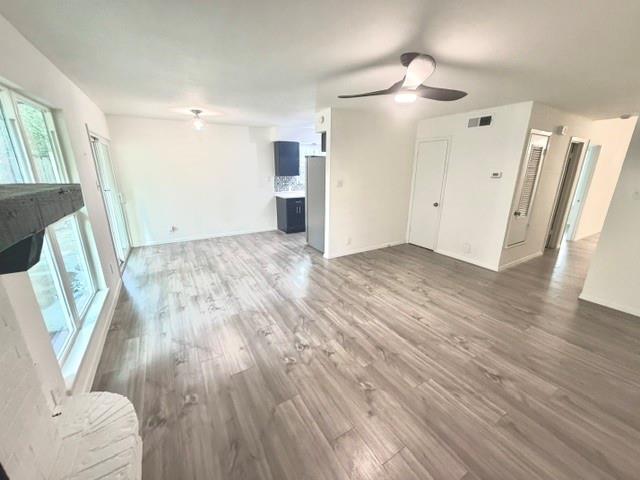 7303 Whispering Creek Cir