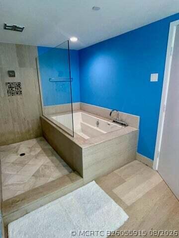 Photo - 5875 Collins Ave Unit 1606