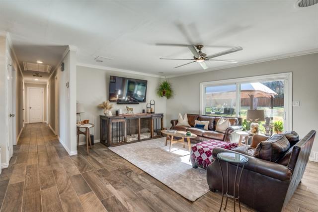 Photo - 532 W Five Mile Pkwy