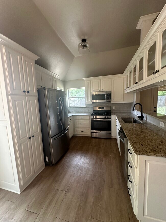 Photo - 103 North Point Dr