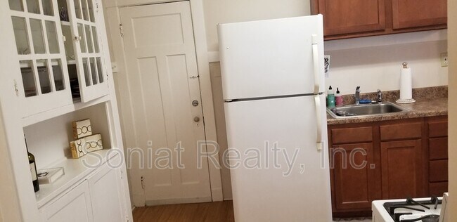 Photo - 5320 Prytania St