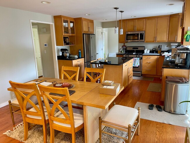 Photo - 3525 243rd Ave SE