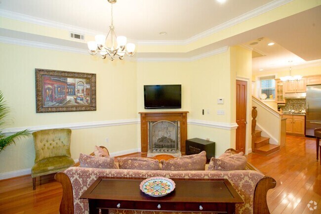 Building Photo - 2134 13th St NW Rental