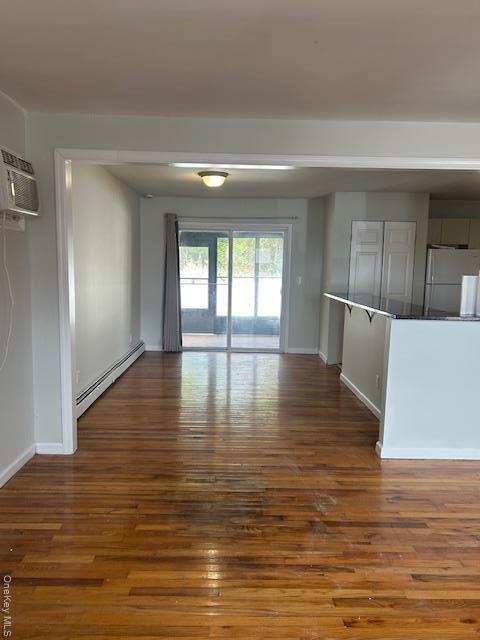 Photo - 3531 Shore Apartment