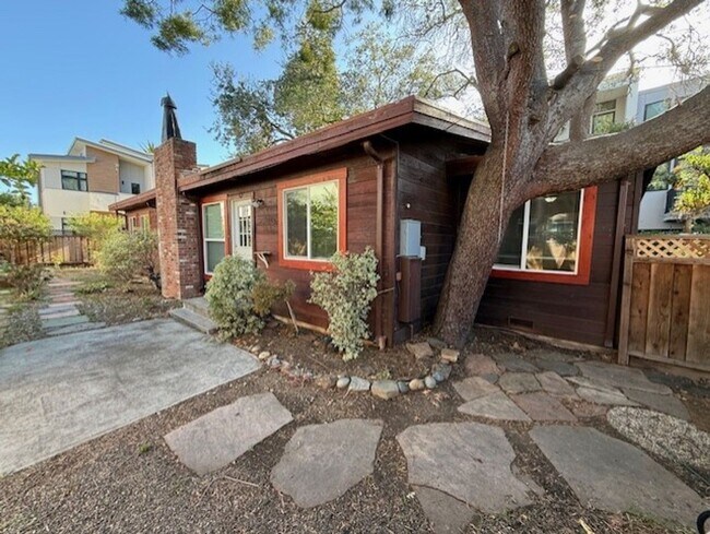 Building Photo - Curtner 399* Unit Curtner 399