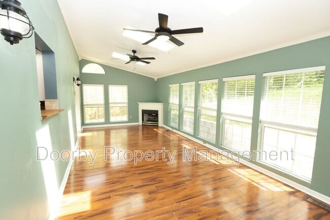 Photo - 6114 Sasha Ln