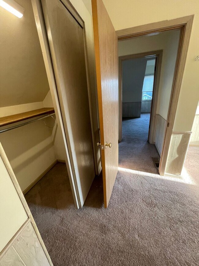 Photo - 194 E 14th Ave Unidad A