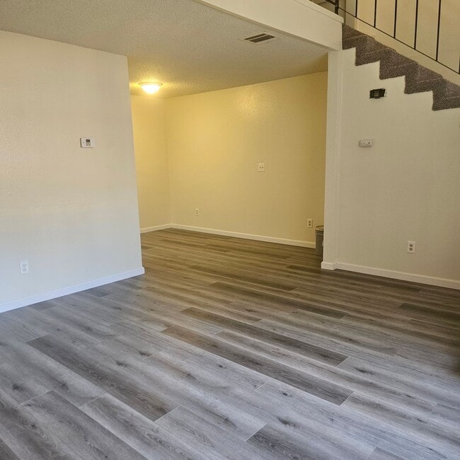 Photo - 2 Bedroom Townhouse