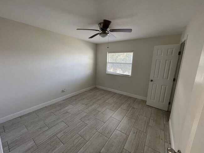 Photo - 55 Needle Blvd