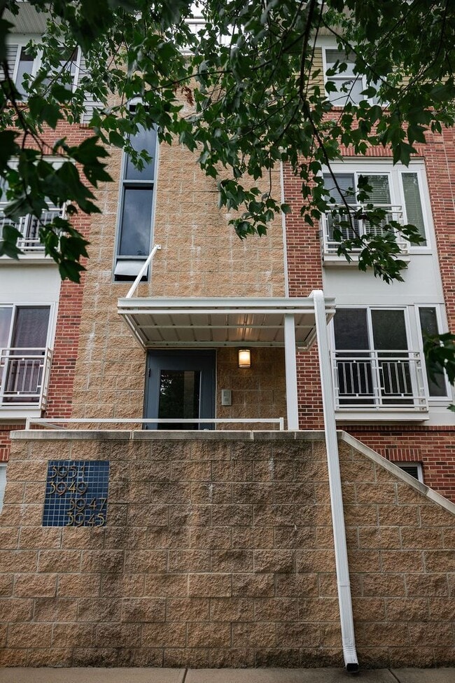 Photo - Stylish Condo with Dual Primary Suites and Community Pool