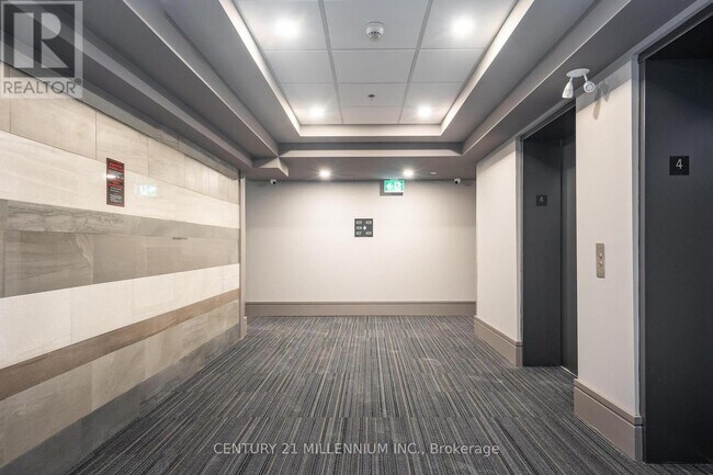 Photo - 403 Fourth Ave Unité 403