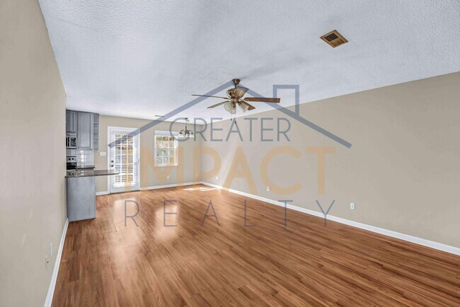 Photo - 1045 Blinken St