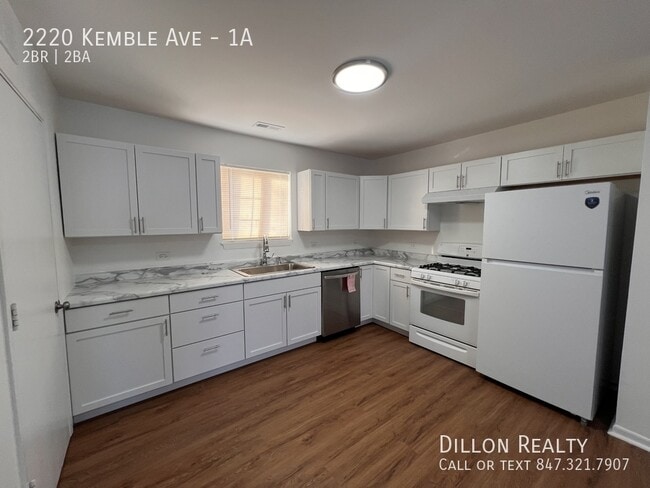 Photo - 2220 Kemble Ave Unit 1A