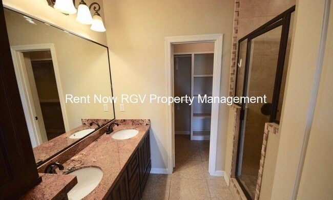 Photo - 1919 W Ventura St