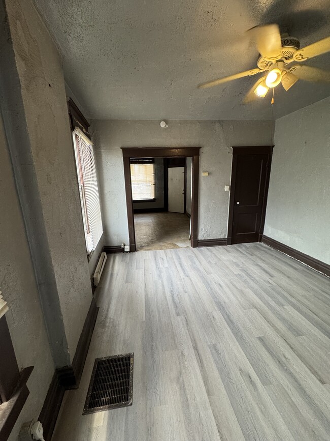 Photo - 4202 College Ave Unidad Beautiful downstairs apt