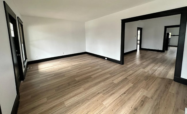 Photo - 931 Olive Ave