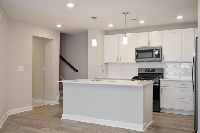 Photo - Beautiful 3-Bed 3-Bath Townhome in Blaine!