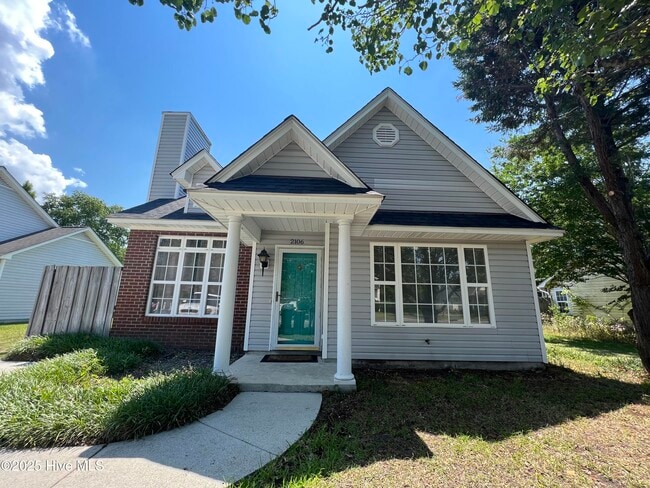 Photo - 2106 White Rd