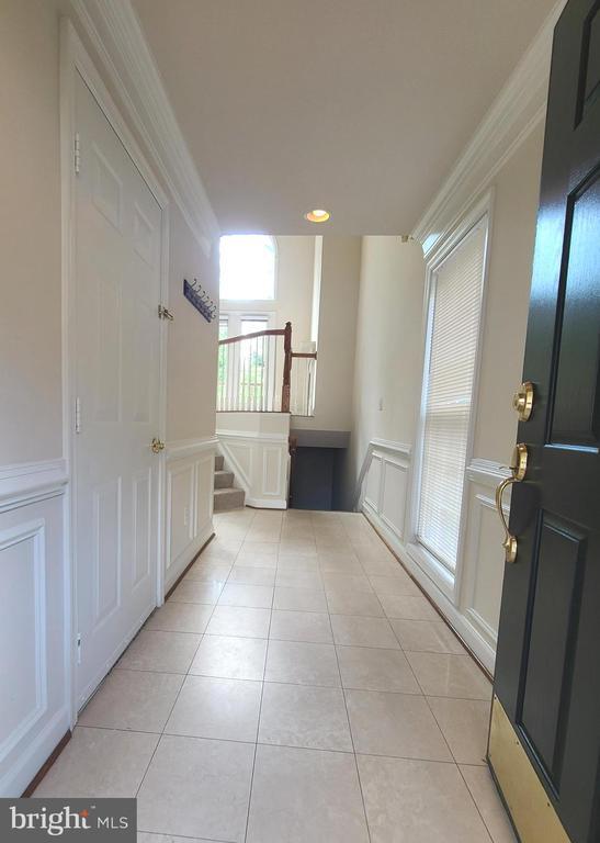 Building Photo - 2511 Gadsby Pl