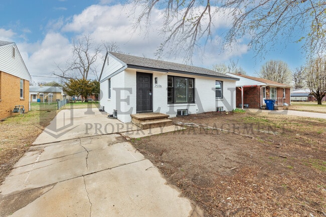 Photo - 2506 N Somerset Ave