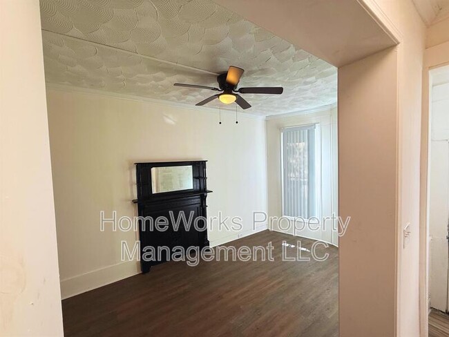 Photo - 2827 Woodbrook Ave