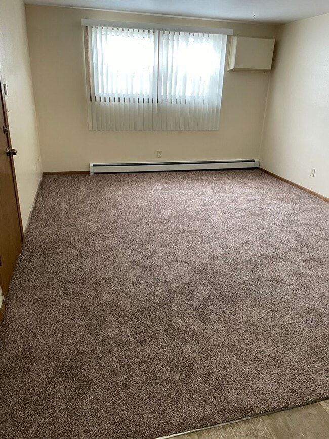 Photo - Forestview 2 Bedroom Lower Apartment Unit 1524-3