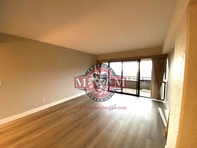 Photo - 2 Bed 2 Bath Condo in Bench Tower Condomin...