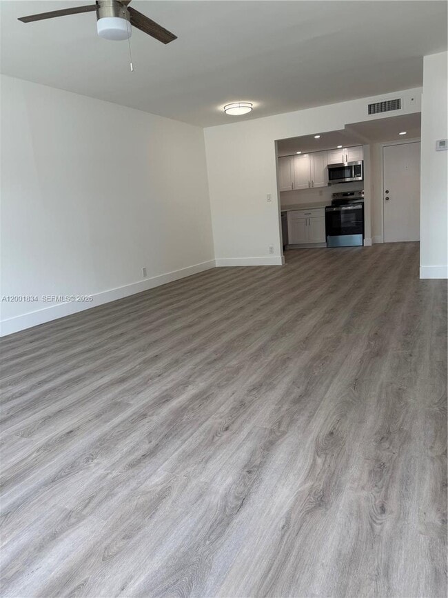 Photo - 200 Lakeview Dr Unit 102