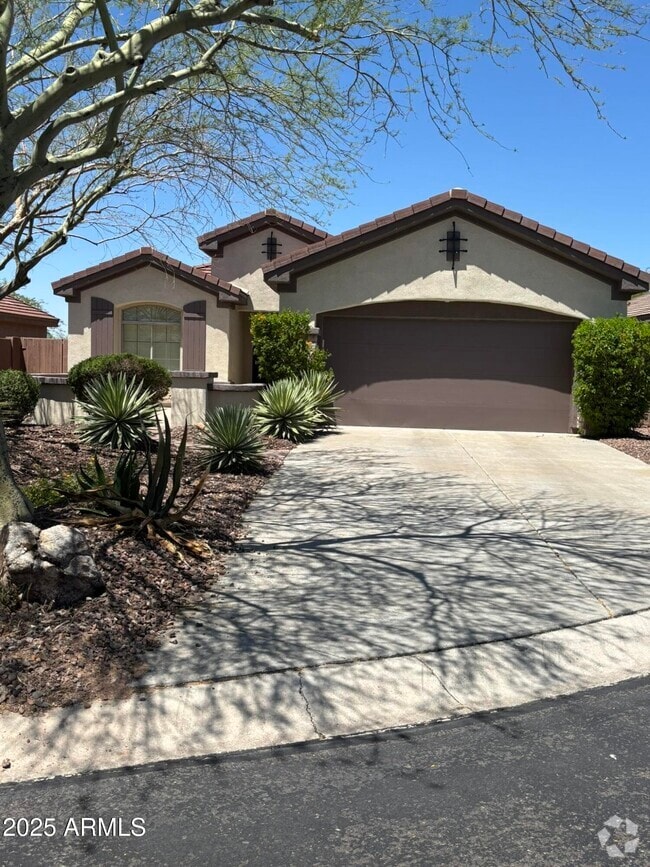 Building Photo - 41520 N River Bend Ct Rental