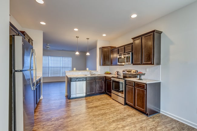 Photo - The Townhomes at Glasford Square