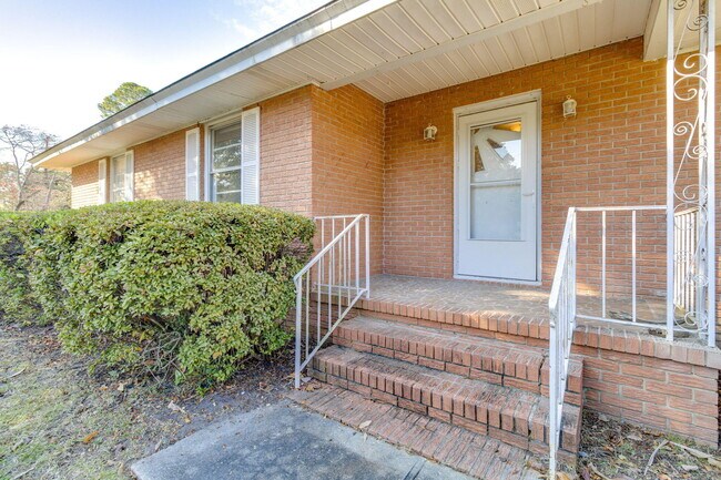 Photo - 2 Pickens Ct