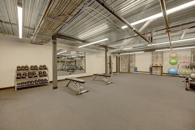 Photo - 1009 W Juneau Ave Unidad ID1263025P