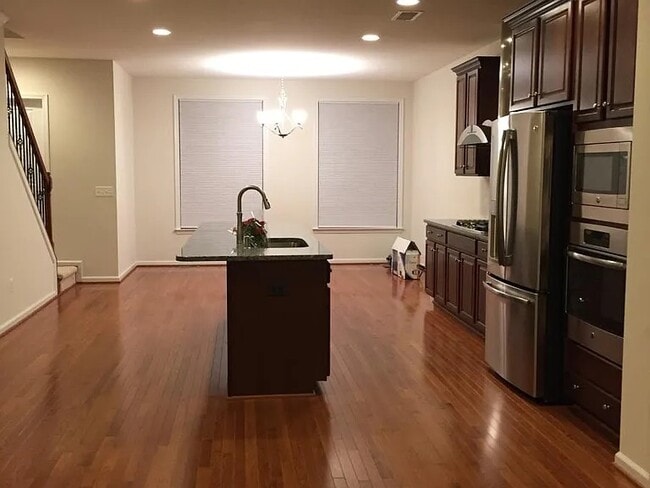 Photo - 23447 Epperson Sq