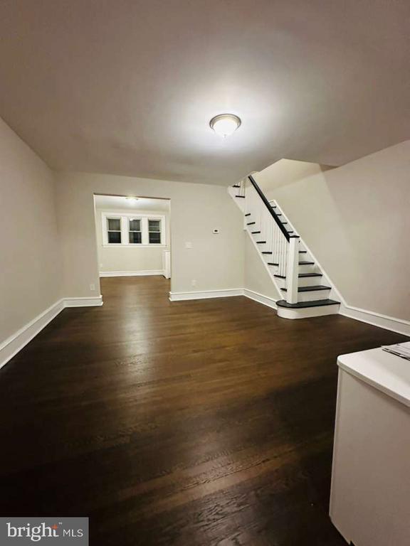 Photo - 65 E Montana St