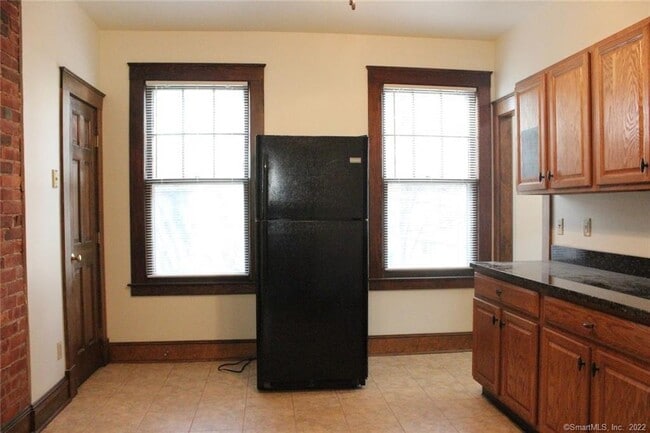 Photo - 16 Woodland St Unit 1