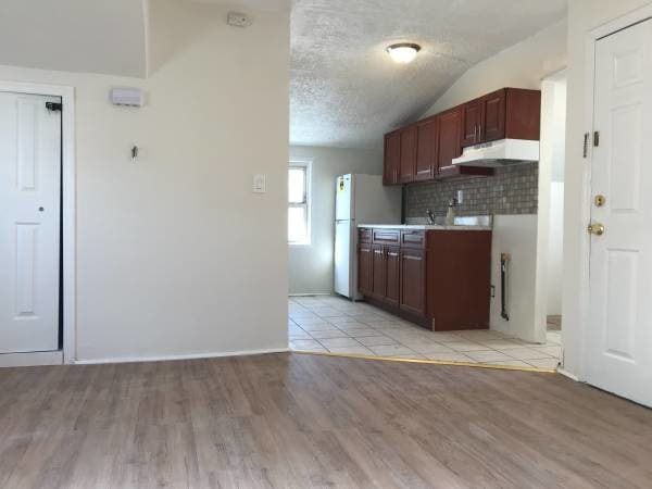 Photo - 65 Durand Pl