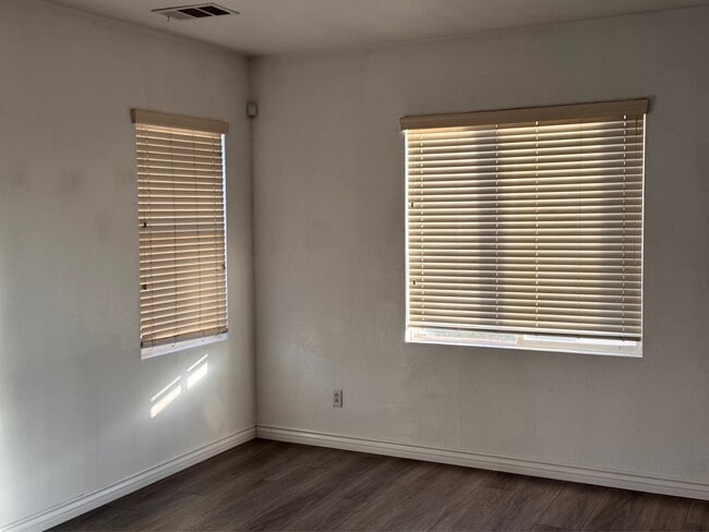 Photo - 14031 Crystal St