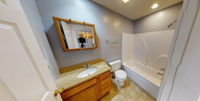 Photo - 801 N Taft St