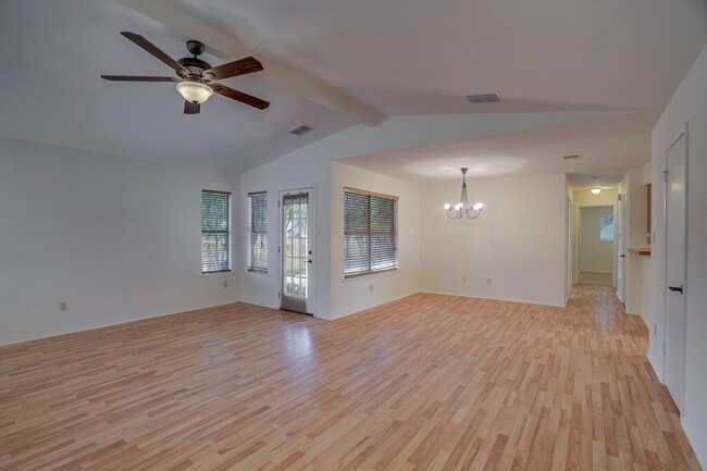 Photo - 7004 Dallas Dr