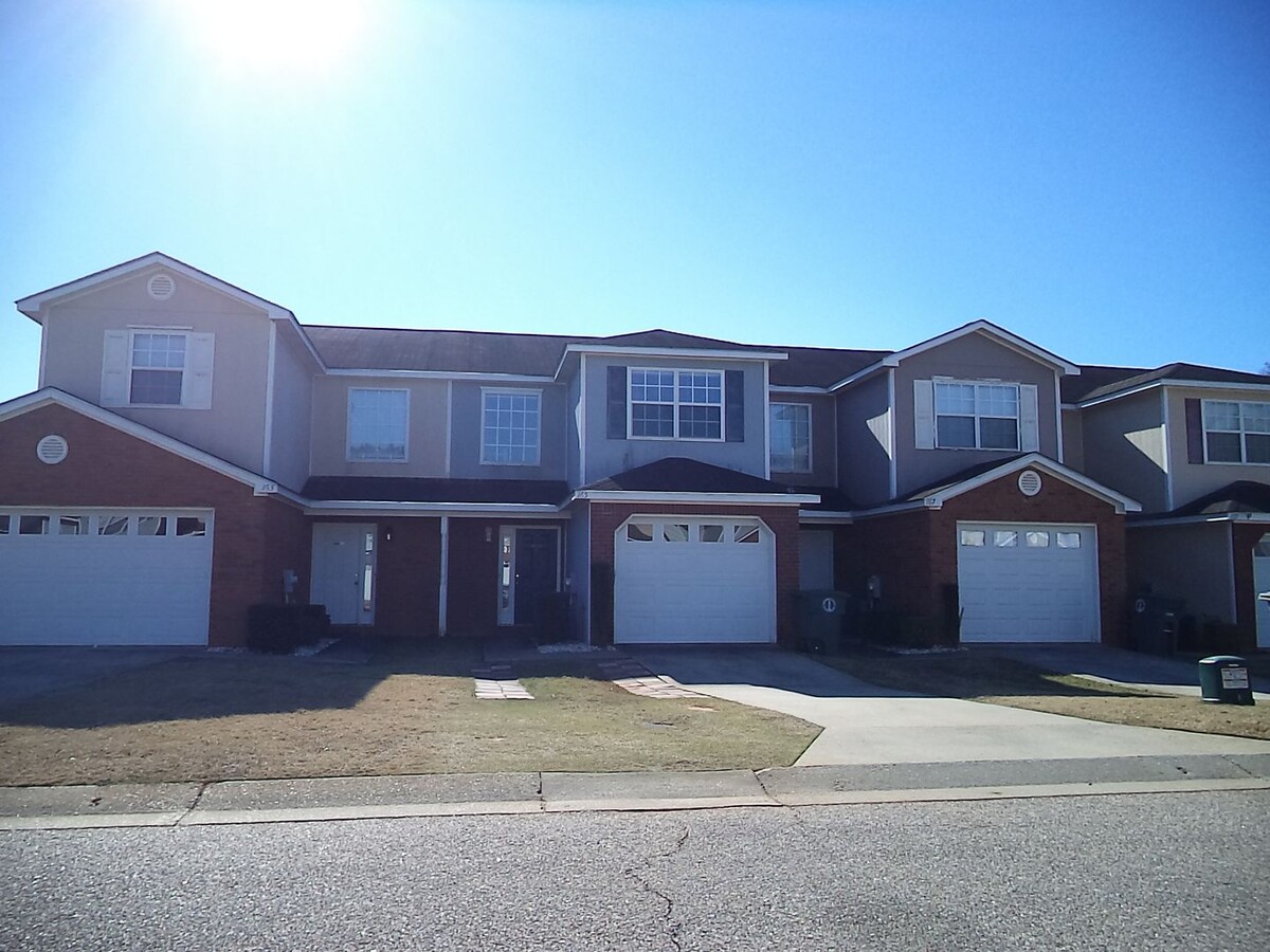 Dunwoody Subdivision!!! - Dunwoody Subdivision!!! Townhome