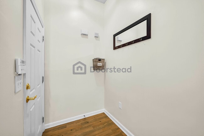 Photo - 7920 Merrill Rd Unidad 1004