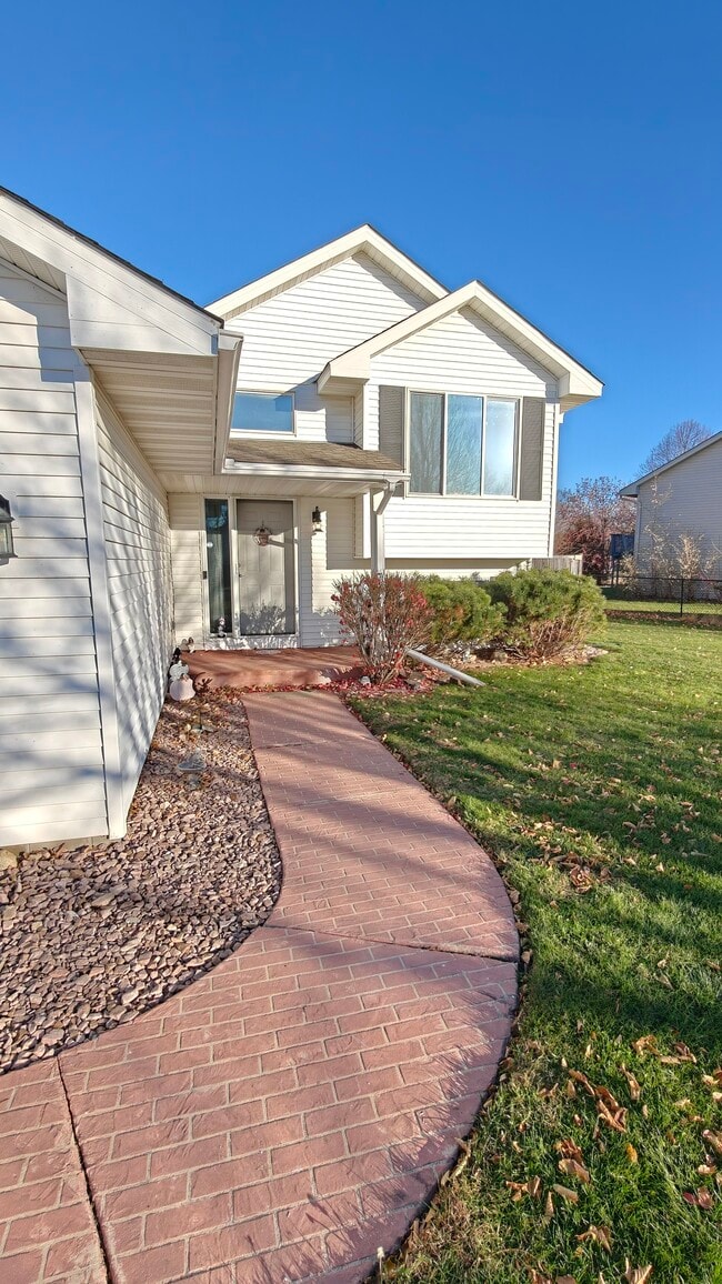 Photo - 1943 Parkway Ave