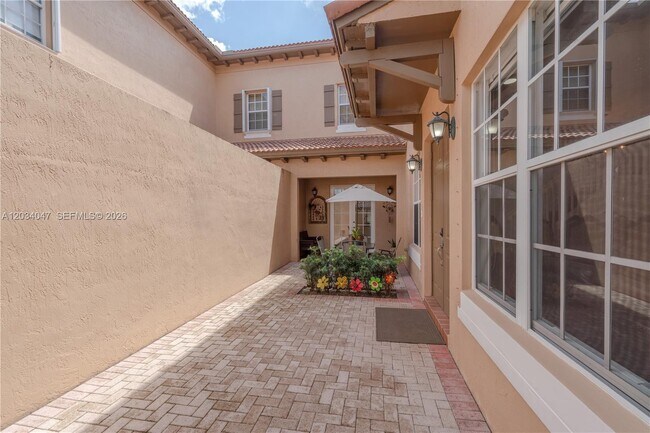 Photo - 623 SW 146th Terrace