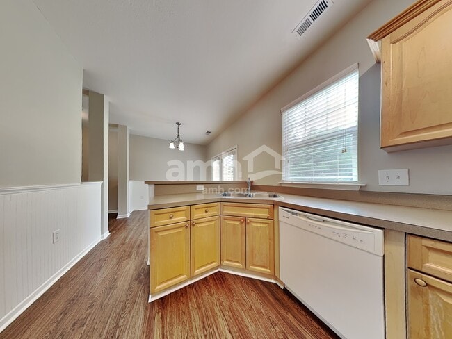 Photo - 4003 Semmes Ln